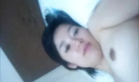 放荡的女儿Mia Malkova在三人行中结束